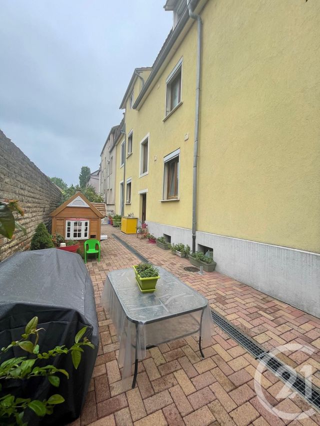 Appartement F2 à vendre - 2 pièces - 49.91 m2 - SCHILTIGHEIM - 67 - ALSACE - Century 21 Les Brasseurs Appartement F2 à vendre - 2 pièces - 49.91 m2 - SCHILTIGHEIM - 67 - ALSACE - Century 21 Les Brasseurs