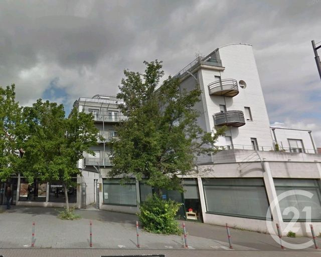 Studio à louer - 1 pièce - 22.53 m2 - SCHILTIGHEIM - 67 - ALSACE - Century 21 Les Brasseurs Studio à louer - 1 pièce - 22.53 m2 - SCHILTIGHEIM - 67 - ALSACE - Century 21 Les Brasseurs
