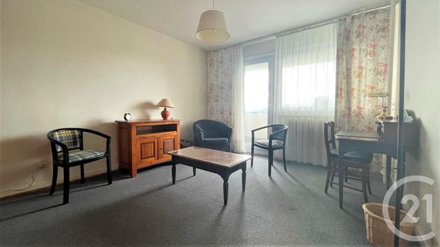 Appartement F1 à louer - 1 pièce - 33.39 m2 - SCHILTIGHEIM - 67 - ALSACE - Century 21 Les Brasseurs Appartement F1 à louer - 1 pièce - 33.39 m2 - SCHILTIGHEIM - 67 - ALSACE - Century 21 Les Brasseurs