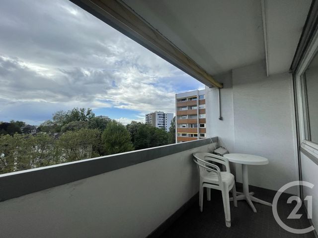 Appartement F1 à louer - 1 pièce - 33.39 m2 - SCHILTIGHEIM - 67 - ALSACE - Century 21 Les Brasseurs Appartement F1 à louer - 1 pièce - 33.39 m2 - SCHILTIGHEIM - 67 - ALSACE - Century 21 Les Brasseurs