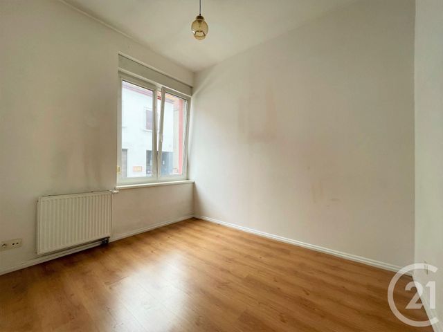 Afficher la photo en grand Appartement F3 à louer - 3 pièces - 55.5 m2 - SCHILTIGHEIM - 67 - ALSACE - Century 21 Les Brasseurs