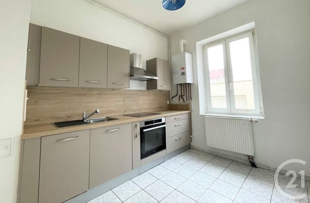 Afficher la photo en grand Appartement F3 à louer - 3 pièces - 55.5 m2 - SCHILTIGHEIM - 67 - ALSACE - Century 21 Les Brasseurs