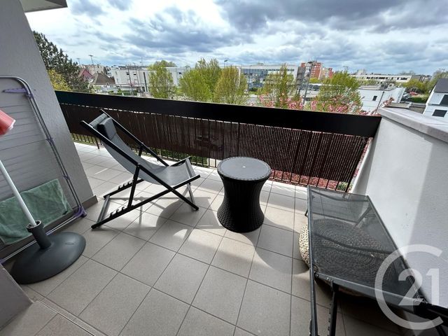 Appartement T2 à louer - 2 pièces - 42.3 m2 - SCHILTIGHEIM - 67 - ALSACE - Century 21 Les Brasseurs