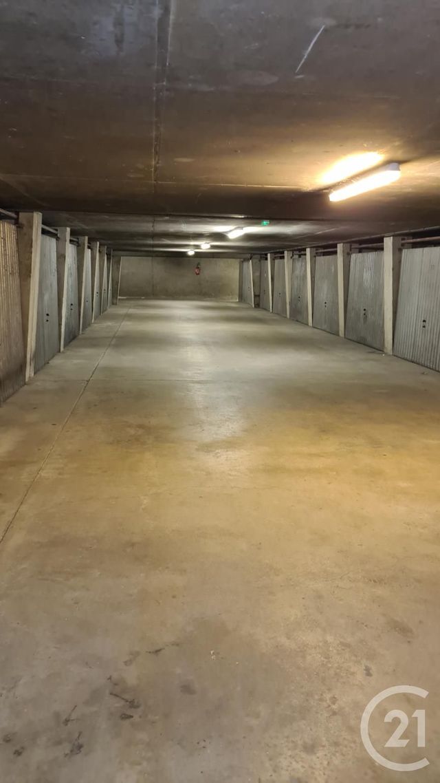 parking à louer - 12.0 m2 - STRASBOURG - 67 - ALSACE - Century 21 Les Brasseurs