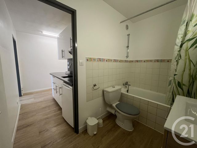 Afficher la photo en grand Appartement F2 à louer - 2 pièces - 42.0 m2 - STRASBOURG - 67 - ALSACE - Century 21 Les Brasseurs