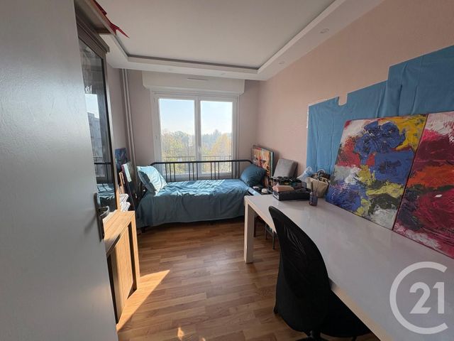 Afficher la photo en grand Appartement F4 à vendre - 4 pièces - 84.0 m2 - SCHILTIGHEIM - 67 - ALSACE - Century 21 Les Brasseurs