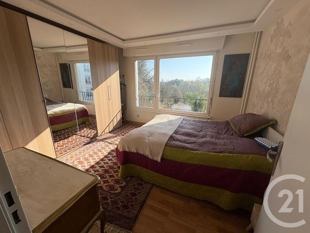Afficher la photo en grand Appartement F4 à vendre - 4 pièces - 84.0 m2 - SCHILTIGHEIM - 67 - ALSACE - Century 21 Les Brasseurs