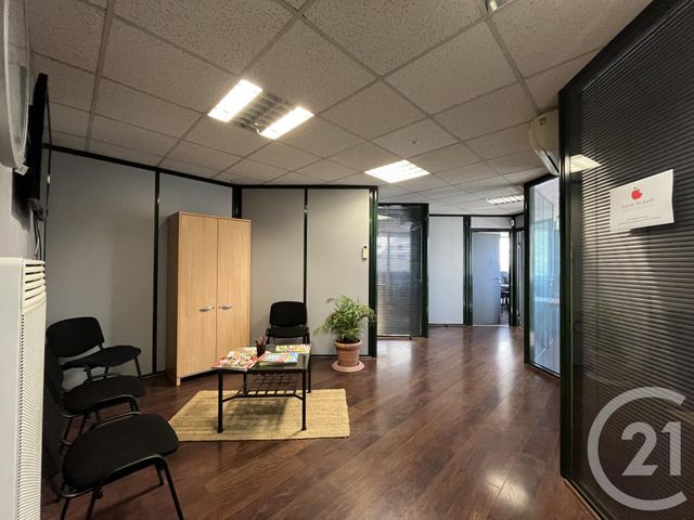 Appartement Local à louer - 1 pièce - 18.0 m2 - SCHILTIGHEIM - 67 - ALSACE - Century 21 Les Brasseurs