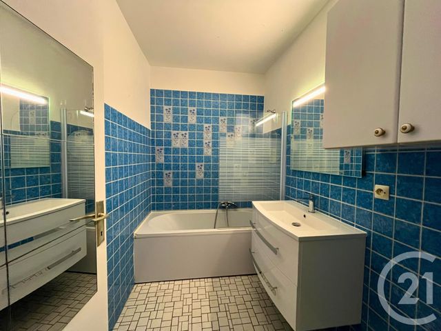 Appartement F1 à louer - 1 pièce - 34.0 m2 - STRASBOURG - 67 - ALSACE - Century 21 Les Brasseurs