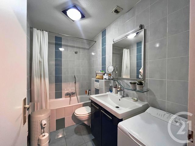 Appartement F2 à louer - 2 pièces - 34.4 m2 - STRASBOURG - 67 - ALSACE - Century 21 Les Brasseurs