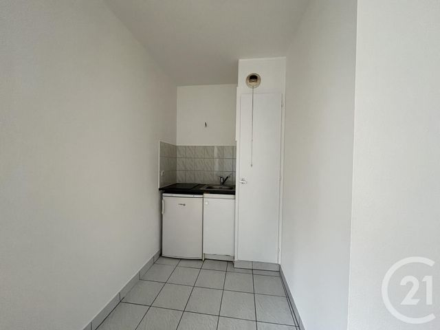 Appartement F1 à louer - 1 pièce - 24.0 m2 - STRASBOURG - 67 - ALSACE - Century 21 Les Brasseurs