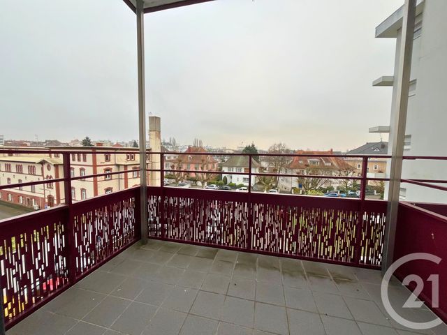 Appartement F2 à louer - 2 pièces - 49.0 m2 - STRASBOURG - 67 - ALSACE - Century 21 Les Brasseurs
