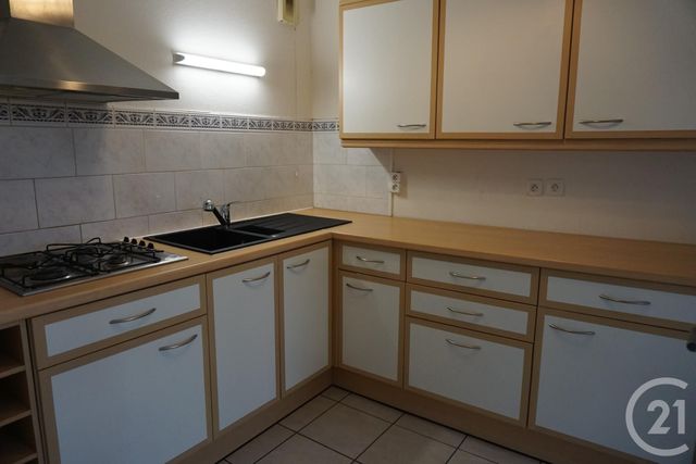 Appartement F2 à louer - 2 pièces - 45.0 m2 - BISCHHEIM - 67 - ALSACE - Century 21 Les Brasseurs
