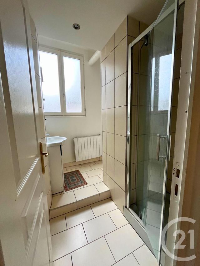Appartement F2 à louer - 2 pièces - 41.3 m2 - STRASBOURG - 67 - ALSACE - Century 21 Les Brasseurs