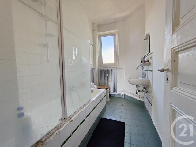 Appartement F3 à vendre - 3 pièces - 85.6 m2 - SCHILTIGHEIM - 67 - ALSACE - Century 21 Les Brasseurs