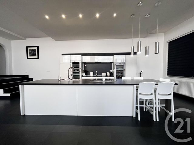 Appartement F5 à vendre - 5 pièces - 163.75 m2 - SCHILTIGHEIM - 67 - ALSACE - Century 21 Les Brasseurs