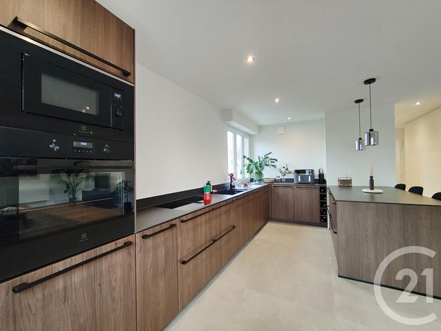 Appartement F5 à vendre - 3 pièces - 82.0 m2 - SCHILTIGHEIM - 67 - ALSACE - Century 21 Les Brasseurs