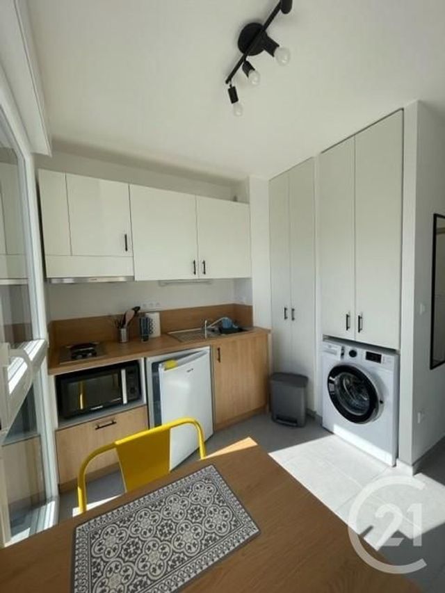 Appartement F1 à louer - 1 pièce - 21.0 m2 - STRASBOURG - 67 - ALSACE - Century 21 Les Brasseurs