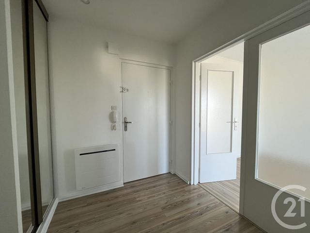 Appartement F2 à louer - 2 pièces - 46.0 m2 - BISCHHEIM - 67 - ALSACE - Century 21 Les Brasseurs