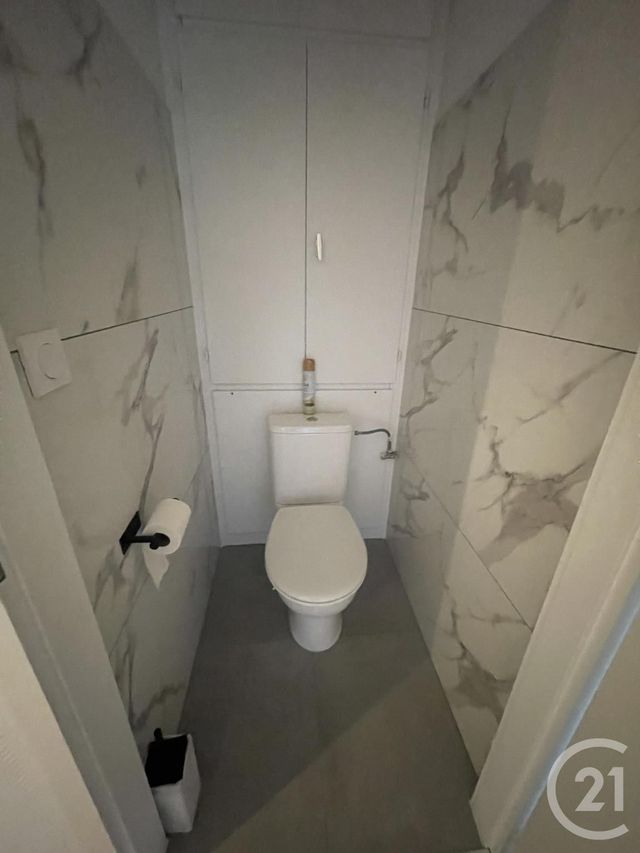 Appartement F2 à louer - 2 pièces - 45.0 m2 - STRASBOURG - 67 - ALSACE - Century 21 Les Brasseurs