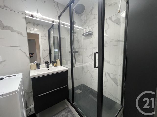 Appartement F2 à louer - 2 pièces - 45.0 m2 - STRASBOURG - 67 - ALSACE - Century 21 Les Brasseurs