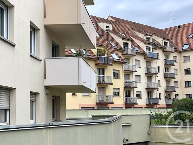 Appartement F2 à louer - 2 pièces - 45.0 m2 - STRASBOURG - 67 - ALSACE - Century 21 Les Brasseurs