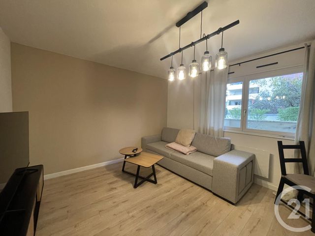 Appartement F2 à louer - 2 pièces - 45.0 m2 - STRASBOURG - 67 - ALSACE - Century 21 Les Brasseurs