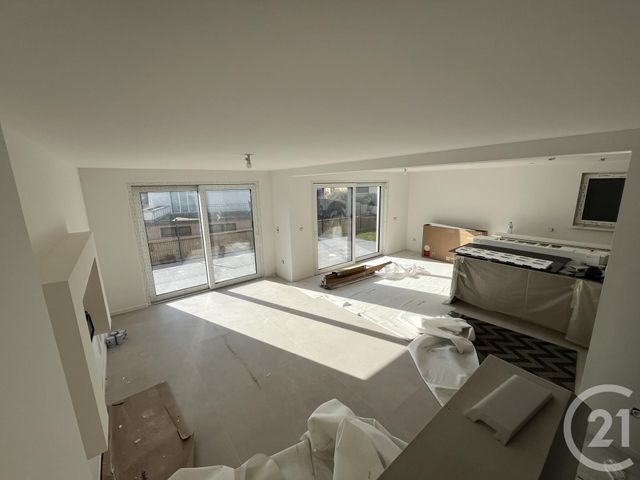 maison à louer - 6 pièces - 141.66 m2 - HOENHEIM - 67 - ALSACE - Century 21 Les Brasseurs