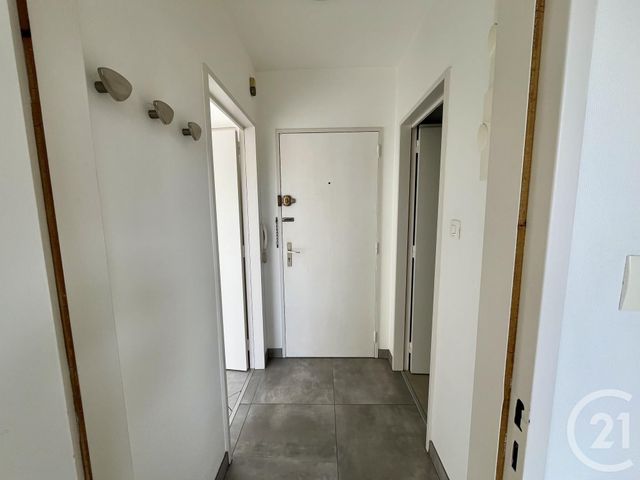 Appartement F1 à louer - 1 pièce - 27.0 m2 - SCHILTIGHEIM - 67 - ALSACE - Century 21 Les Brasseurs