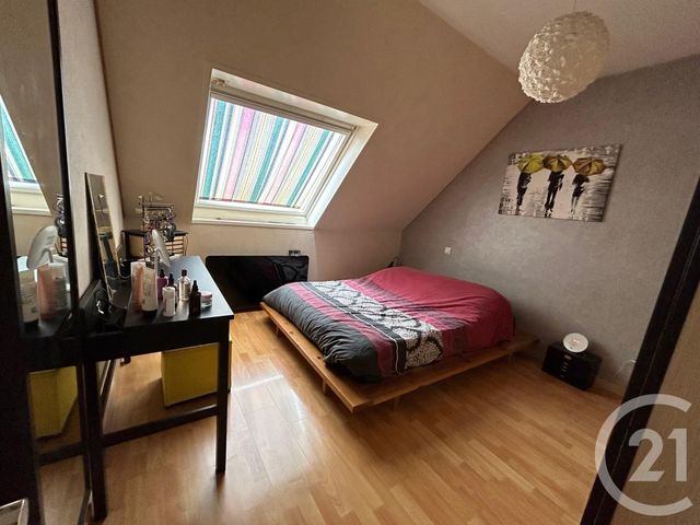 Appartement T2 à louer - 2 pièces - 42.3 m2 - SCHILTIGHEIM - 67 - ALSACE - Century 21 Les Brasseurs