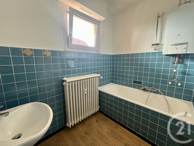 Appartement F3 à louer - 3 pièces - 76.54 m2 - HOLTZHEIM - 67 - ALSACE - Century 21 Les Brasseurs