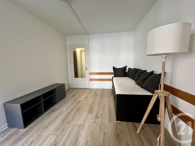 Appartement F1 à louer - 1 pièce - 35.0 m2 - STRASBOURG - 67 - ALSACE - Century 21 Les Brasseurs