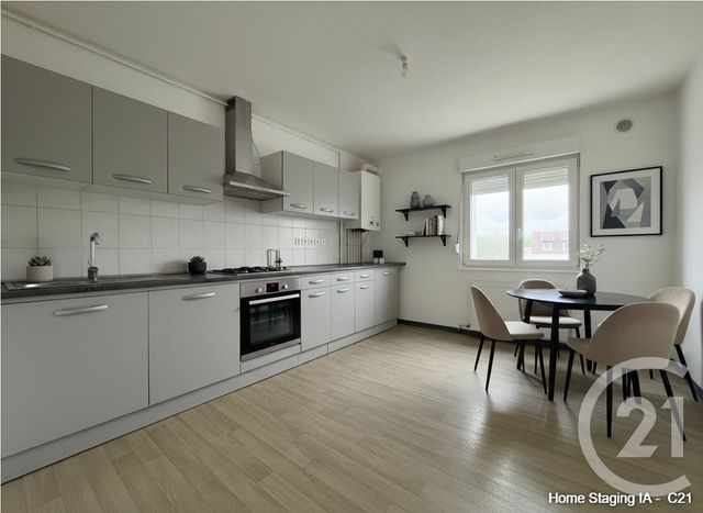 Appartement F4/5 à vendre - 4 pièces - 90.0 m2 - HOENHEIM - 67 - ALSACE - Century 21 Les Brasseurs