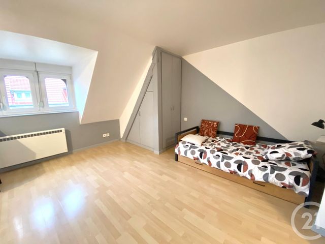 Appartement F1 à louer - 1 pièce - 24.0 m2 - SCHILTIGHEIM - 67 - ALSACE - Century 21 Les Brasseurs