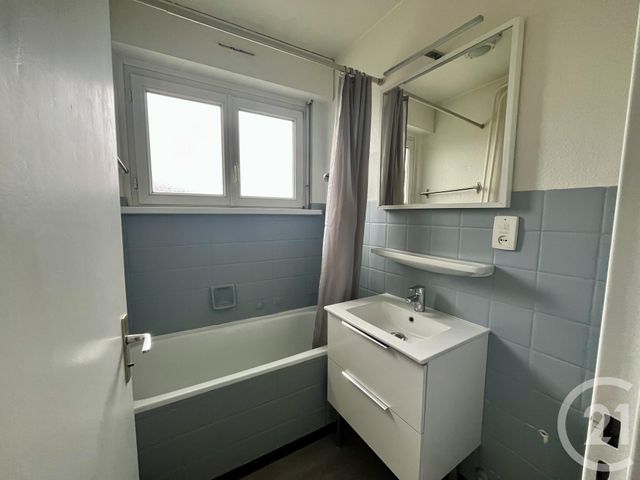 Appartement F2 à louer - 2 pièces - 42.0 m2 - STRASBOURG - 67 - ALSACE - Century 21 Les Brasseurs