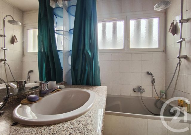 Appartement F3/4 à vendre - 4 pièces - 67.59 m2 - SCHILTIGHEIM - 67 - ALSACE - Century 21 Les Brasseurs
