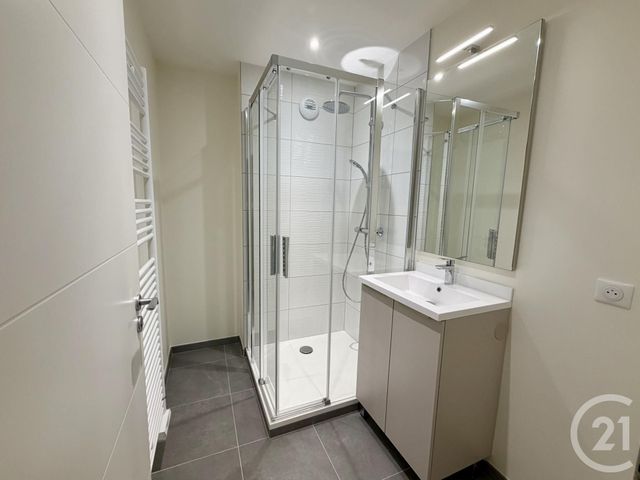Appartement F3 à louer - 3 pièces - 65.0 m2 - SCHILTIGHEIM - 67 - ALSACE - Century 21 Les Brasseurs