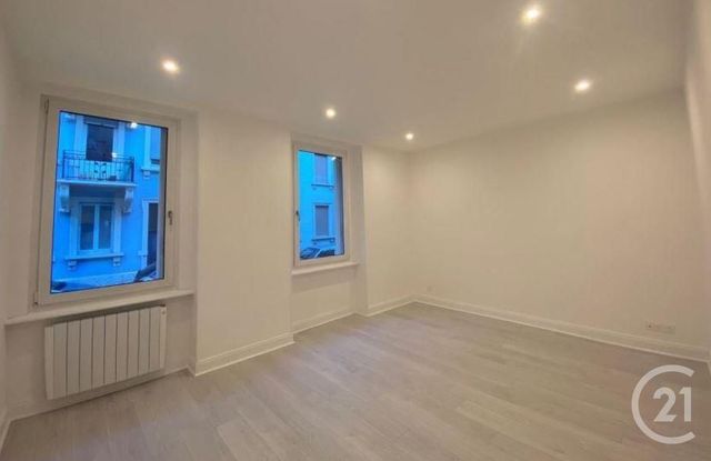 Appartement F3 à louer - 3 pièces - 67.0 m2 - STRASBOURG - 67 - ALSACE - Century 21 Les Brasseurs