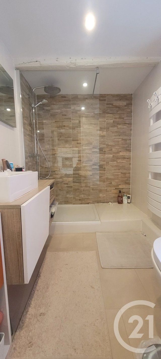 Appartement F2/3 à vendre - 3 pièces - 76.83 m2 - SCHILTIGHEIM - 67 - ALSACE - Century 21 Les Brasseurs