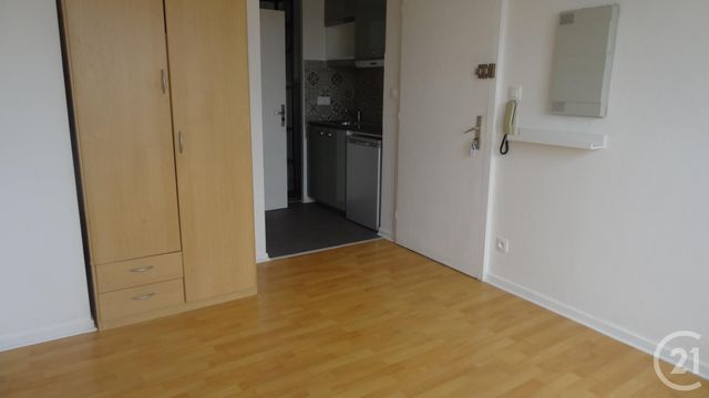 Appartement Studio à louer - 1 pièce - 17.0 m2 - BISCHHEIM - 67 - ALSACE - Century 21 Les Brasseurs