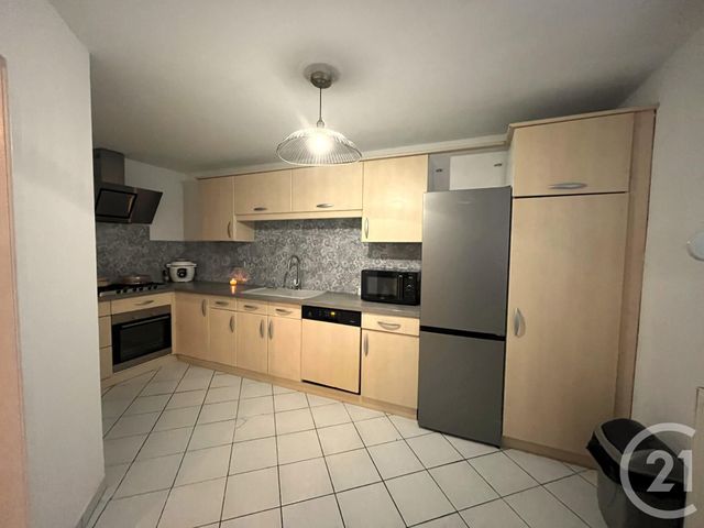 Appartement F3 à louer - 3 pièces - 74.71 m2 - STRASBOURG - 67 - ALSACE - Century 21 Les Brasseurs