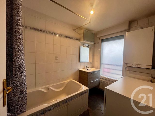 Appartement F3 à louer - 3 pièces - 63.92 m2 - SCHILTIGHEIM - 67 - ALSACE - Century 21 Les Brasseurs