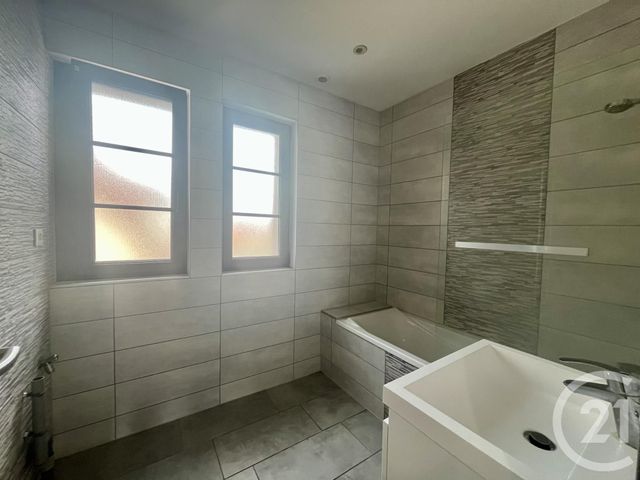 Appartement T3 à louer - 3 pièces - 69.37 m2 - BISCHHEIM - 67 - ALSACE - Century 21 Les Brasseurs