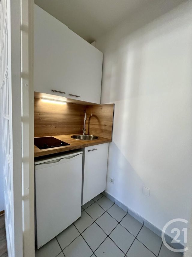 Appartement F1 à louer - 1 pièce - 19.0 m2 - STRASBOURG - 67 - ALSACE - Century 21 Les Brasseurs