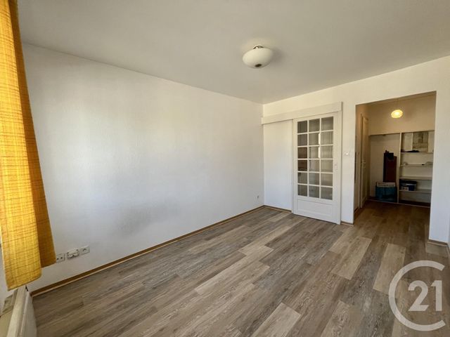 Appartement F1 à louer - 1 pièce - 19.0 m2 - STRASBOURG - 67 - ALSACE - Century 21 Les Brasseurs