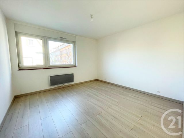 Appartement F2 à louer - 2 pièces - 48.82 m2 - SCHILTIGHEIM - 67 - ALSACE - Century 21 Les Brasseurs