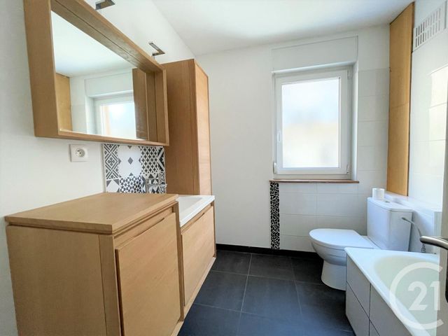 Appartement F2 à louer - 2 pièces - 48.82 m2 - SCHILTIGHEIM - 67 - ALSACE - Century 21 Les Brasseurs