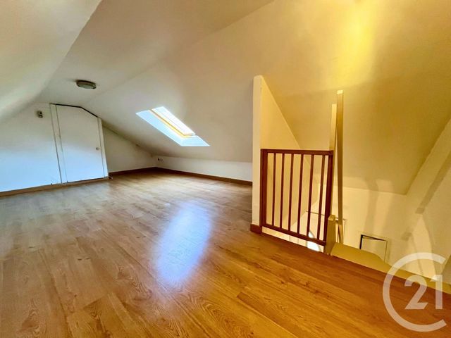 Appartement F3 à louer - 3 pièces - 52.0 m2 - SCHILTIGHEIM - 67 - ALSACE - Century 21 Les Brasseurs