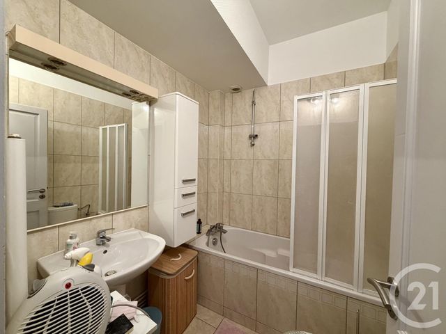 Appartement F3 à louer - 3 pièces - 61.0 m2 - SCHILTIGHEIM - 67 - ALSACE - Century 21 Les Brasseurs