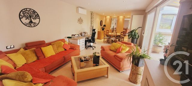Appartement F4/5 à vendre - 5 pièces - 110.18 m2 - BISCHHEIM - 67 - ALSACE - Century 21 Les Brasseurs